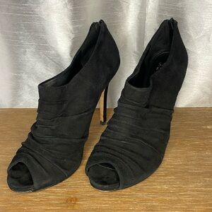 Saks Fifth Avenue Women’s 10M Ruched Black Suede Peep Toe Stiletto Shoe